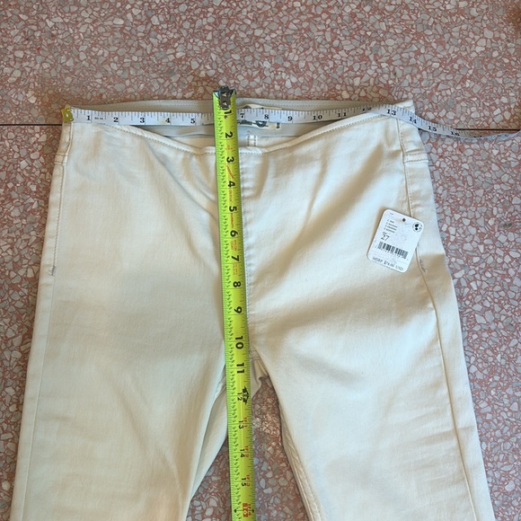 We the Free. Free People Pull On Flare Leg Jeans Size 26 - Picture 4 of 12